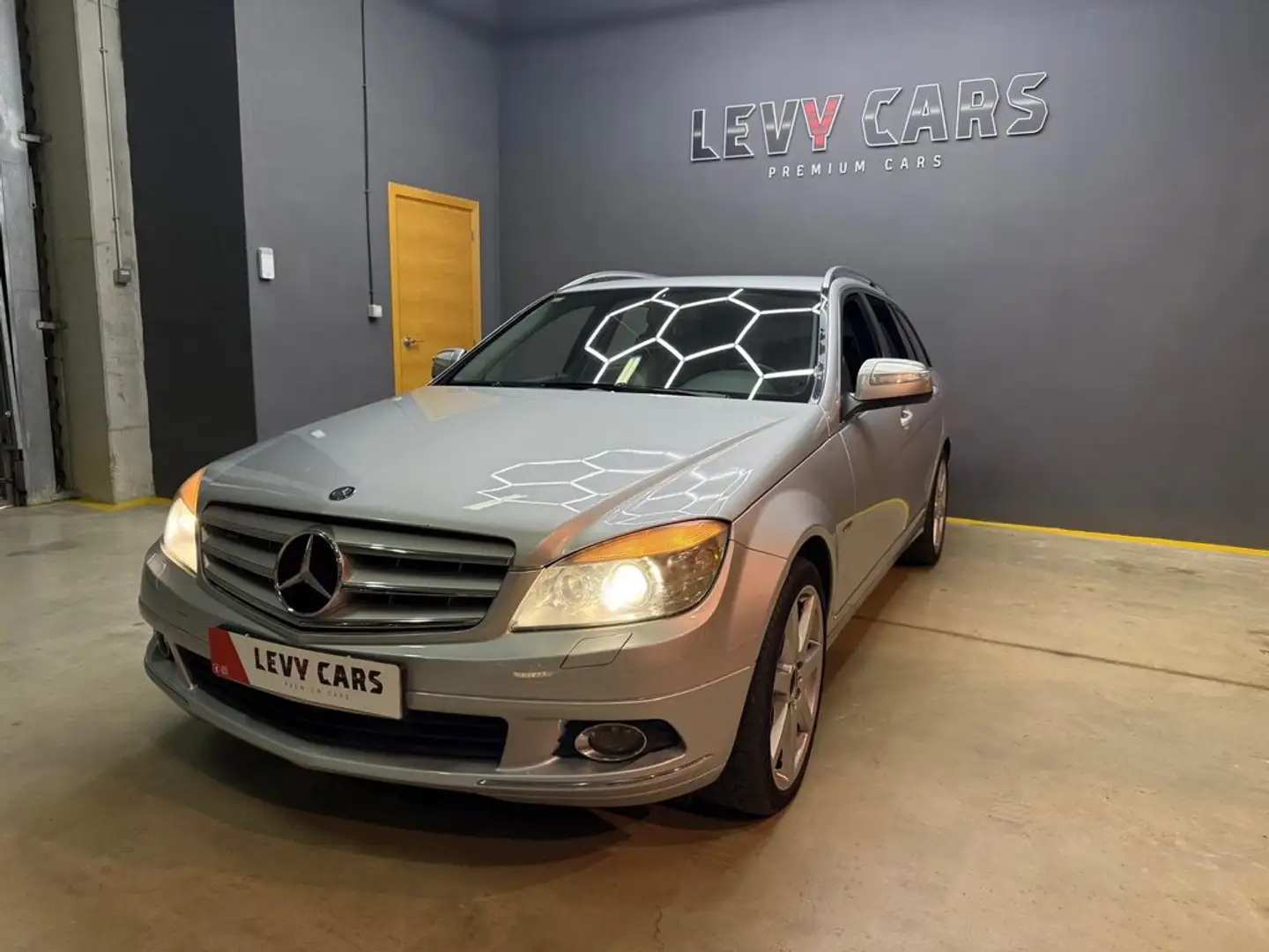 Mercedes-Benz C 320 CDI Elegance Estate Grau - 1