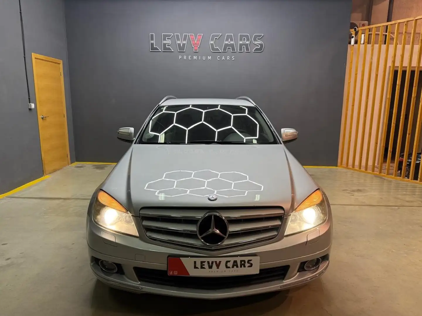 Mercedes-Benz C 320 CDI Elegance Estate Grau - 2