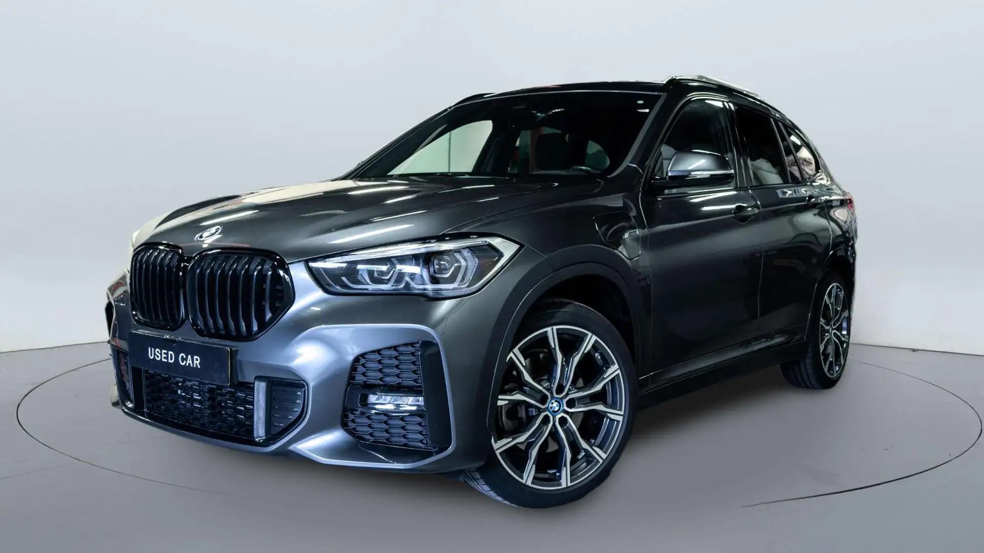 BMW X1 XDrive25e M Sport |19''LM|ACC|NAVI|Stoelv.|AppleCa Gris - 2