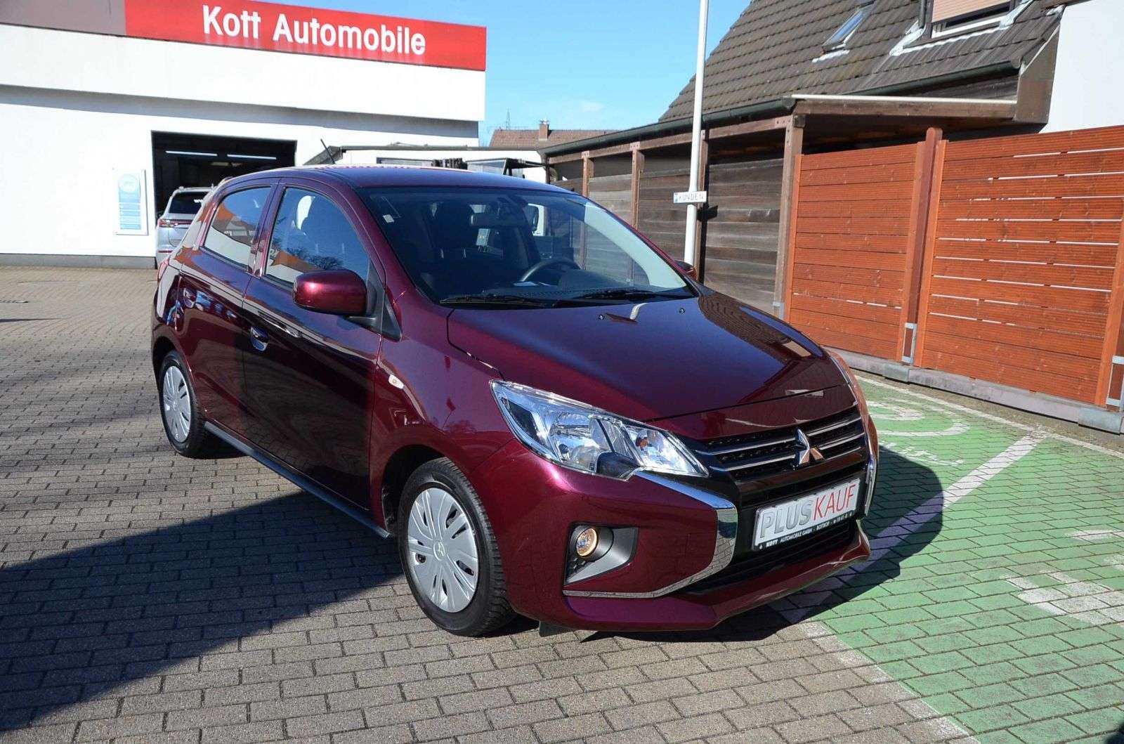 Ojazdené Mitsubishi Space Star 1.2 MIVEC