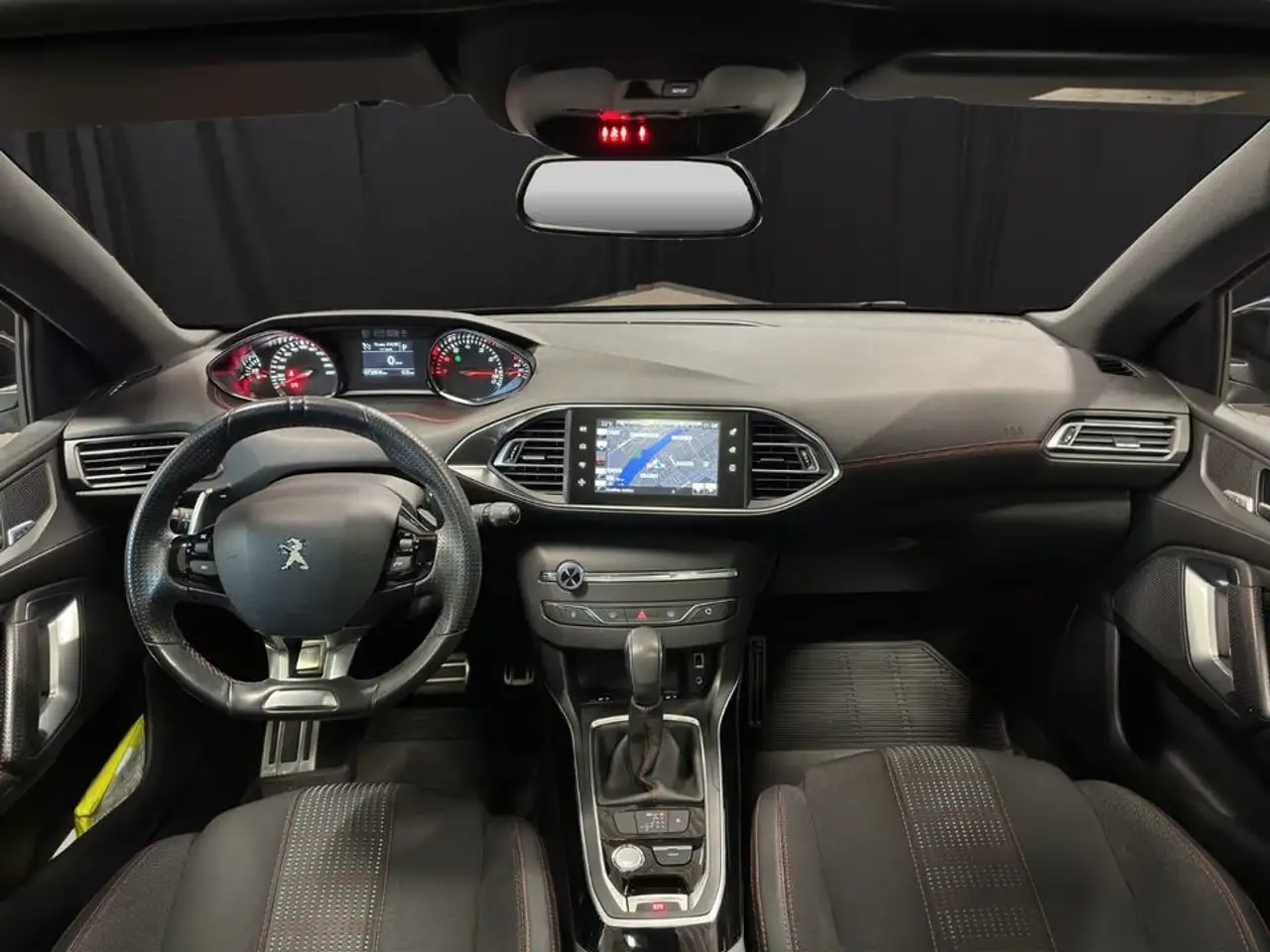 Peugeot 308 308 — photo 4