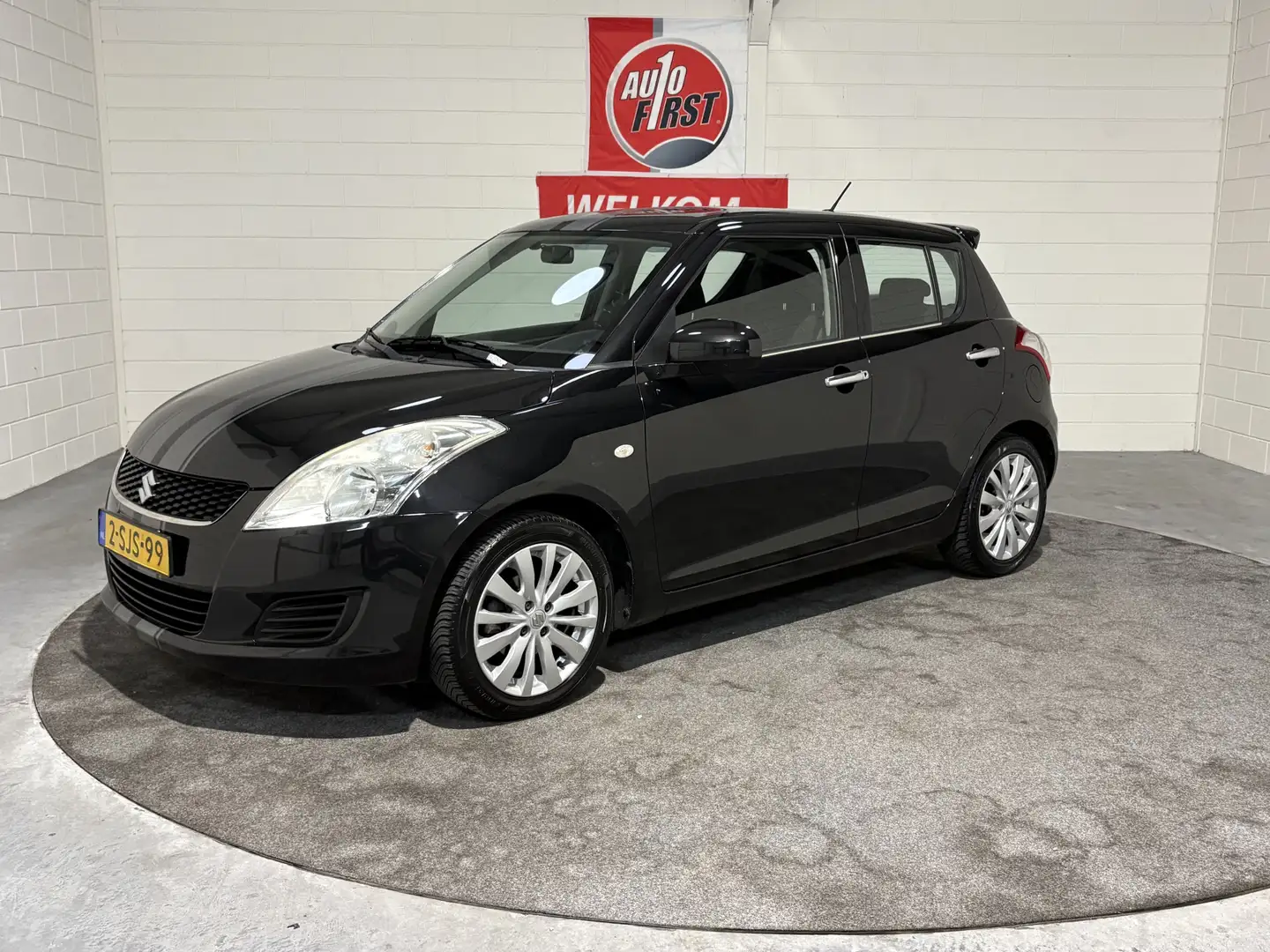 Suzuki Swift 1.2 Bandit EASSS, 5 deurs, 16 inch lichtmetaal, Ai Zwart - 1