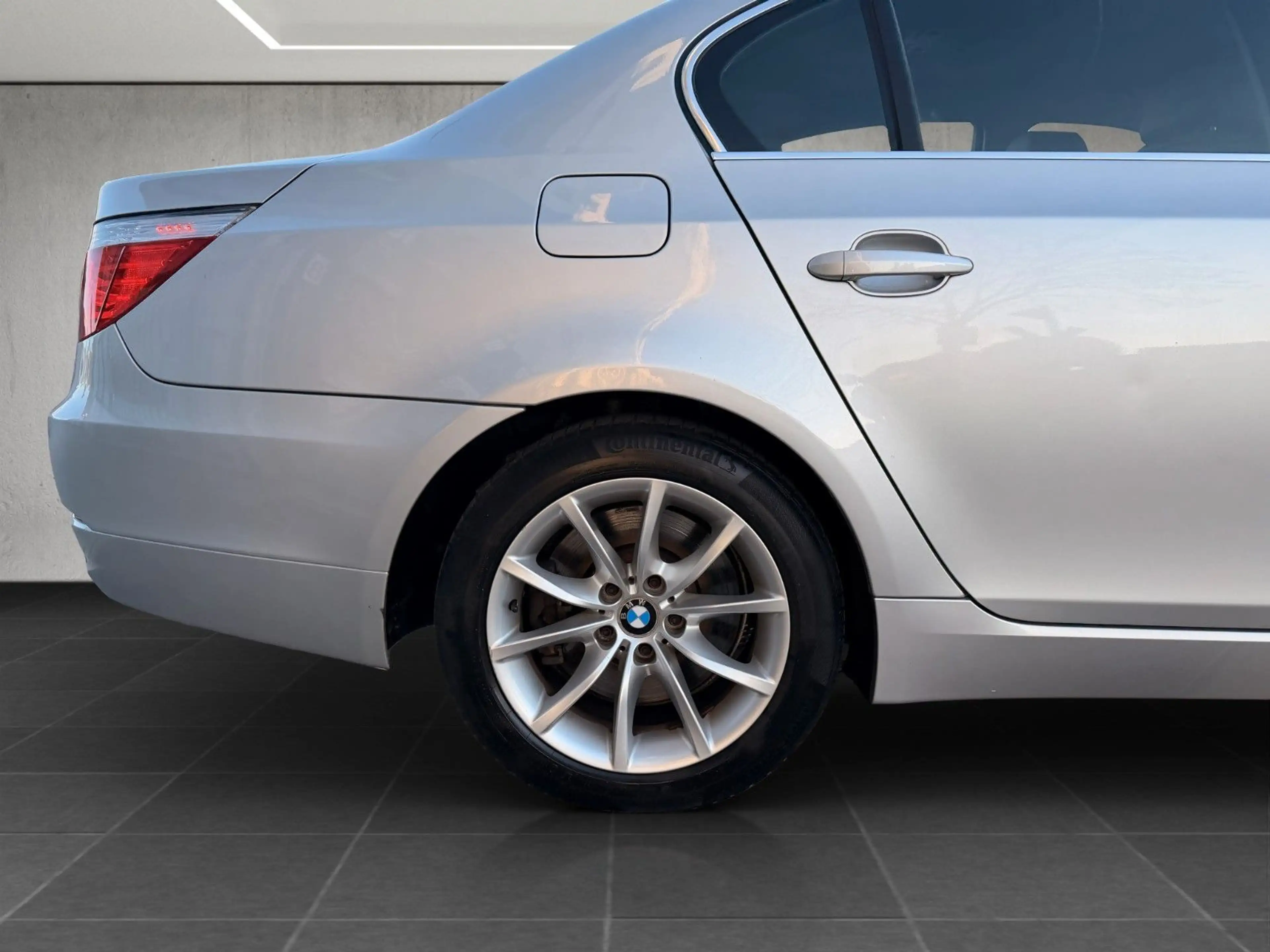 BMW 530 i Sportautomatik*Xenon*Navi Prof*Leder*ACC* — photo 12
