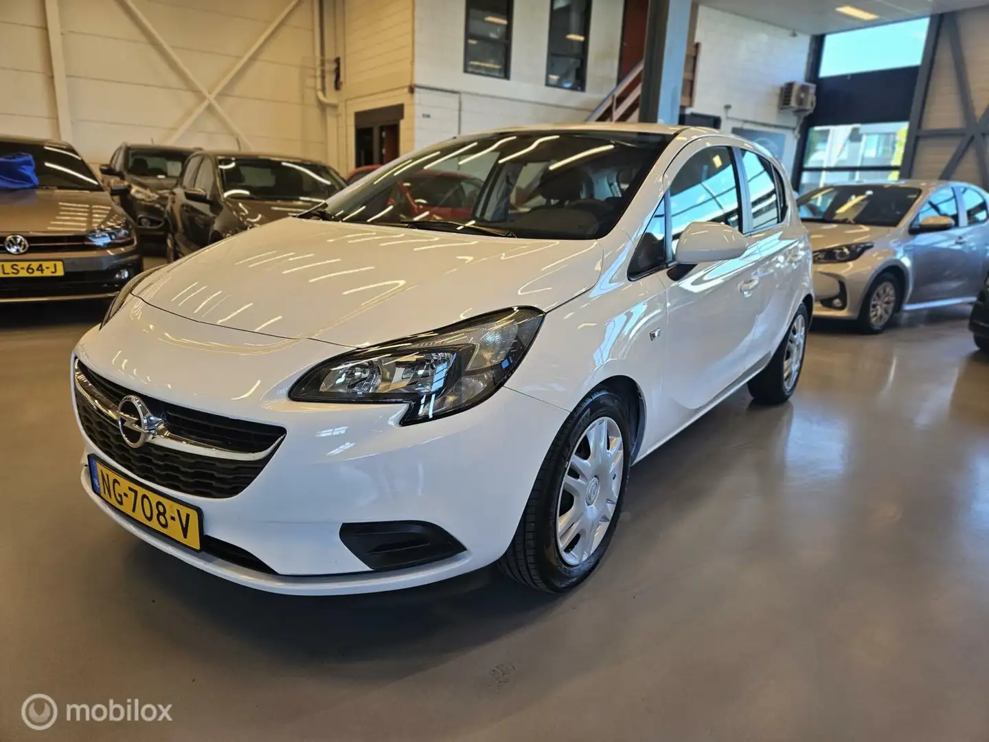 Opel Corsa 1.0 Turbo Business+ Bílá - 1