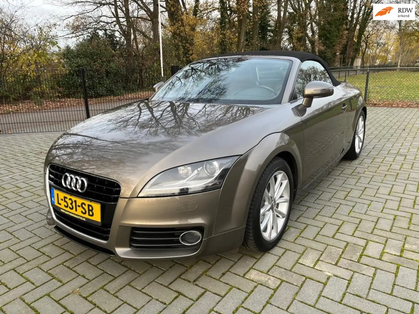 Audi TT Roadster 1.8 TFSI Pro Line S Cabrio Gris - 1