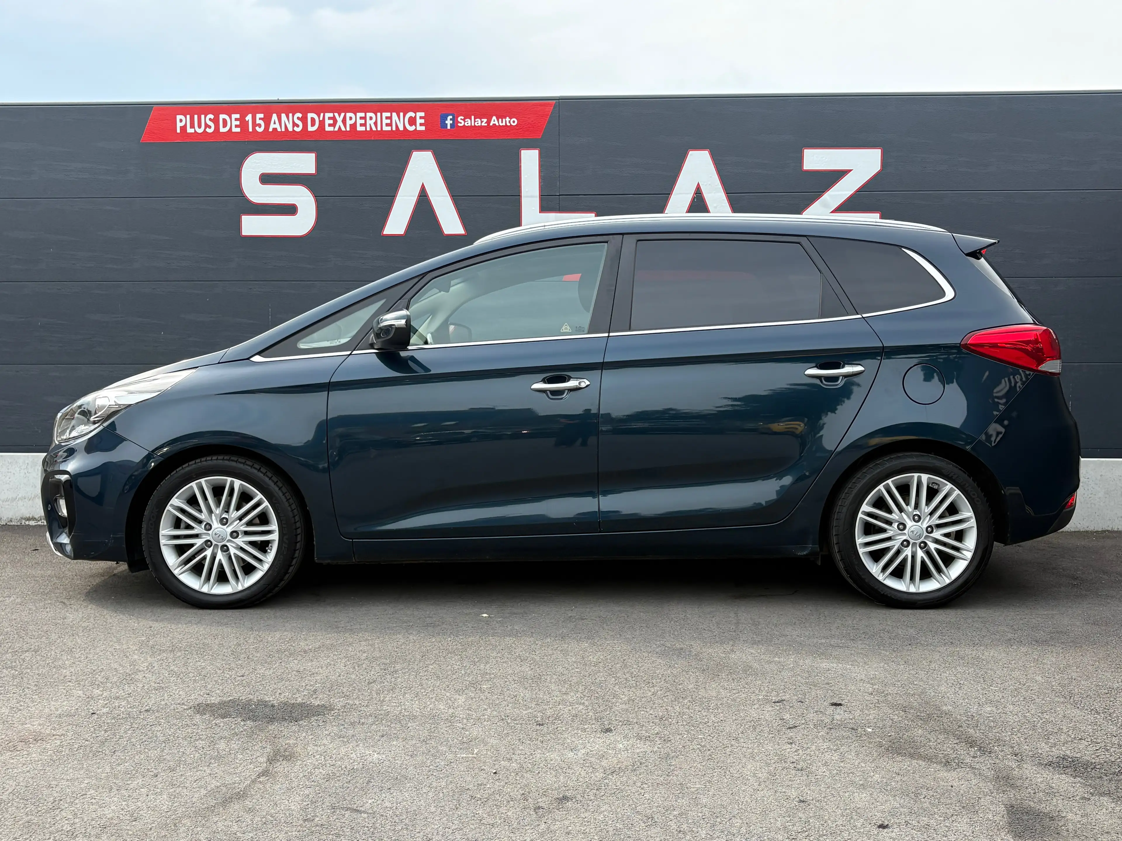 Kia Carens Carens 1.7 CRDI Fusion/GARANTIE/BIENEQUIPEE/CLIM/CAMERA/7PLACES — photo 4