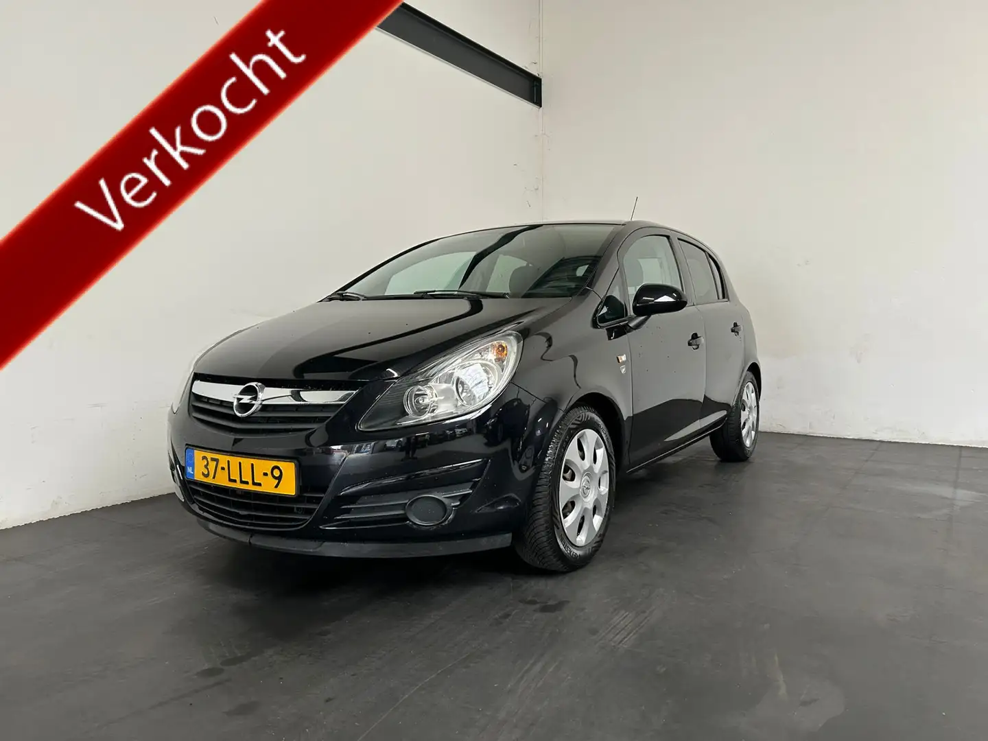 Opel Corsa 1.4-16V '111' Edition. APK 11-2026! Noir - 1
