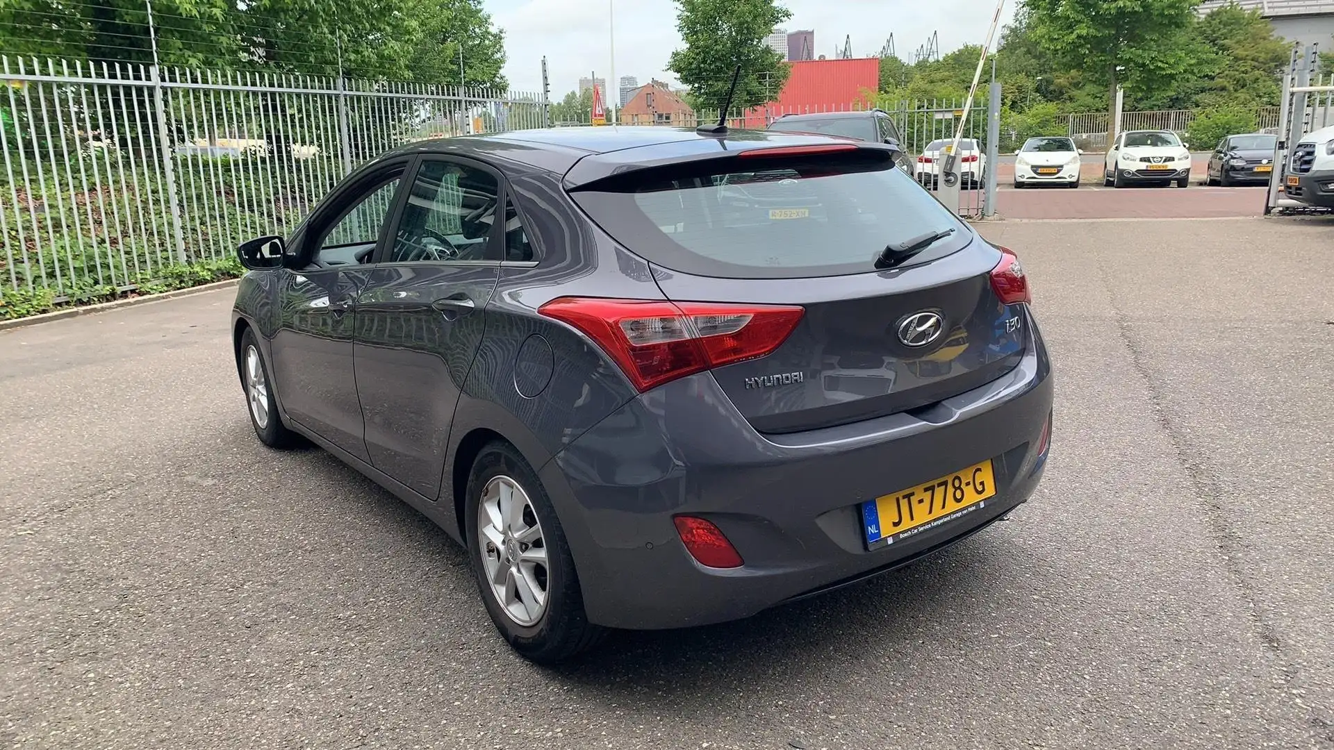Hyundai i30 1.6 GDi Comfort | Automaat | Trekhaak (afneembaar) Grijs - 2