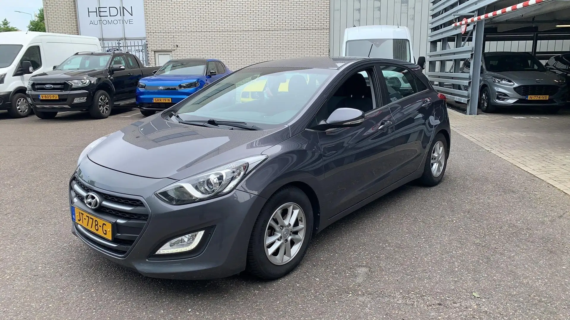 Hyundai i30 1.6 GDi Comfort | Automaat | Trekhaak (afneembaar) Grijs - 1