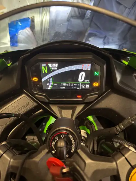 Kawasaki Ninja ZX-4RR - foto 7