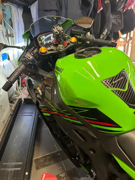 Kawasaki Ninja ZX-4RR - foto 4