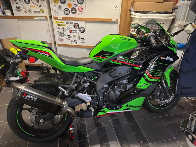 Kawasaki Ninja ZX-4RR - foto 6