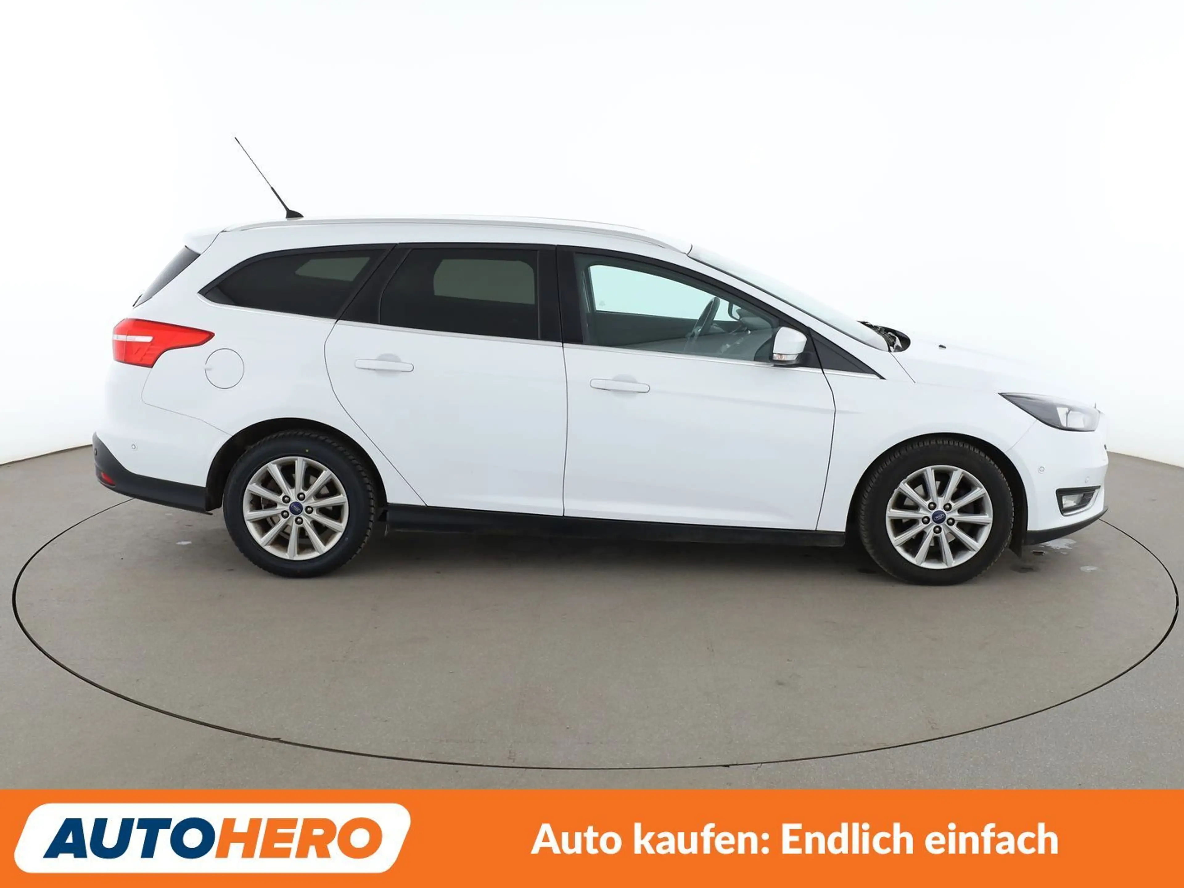 Ford Focus 1.0 EcoBoost Titanium Aut.*TEMPO*PDC*SHZ*KLIMA* — photo 7