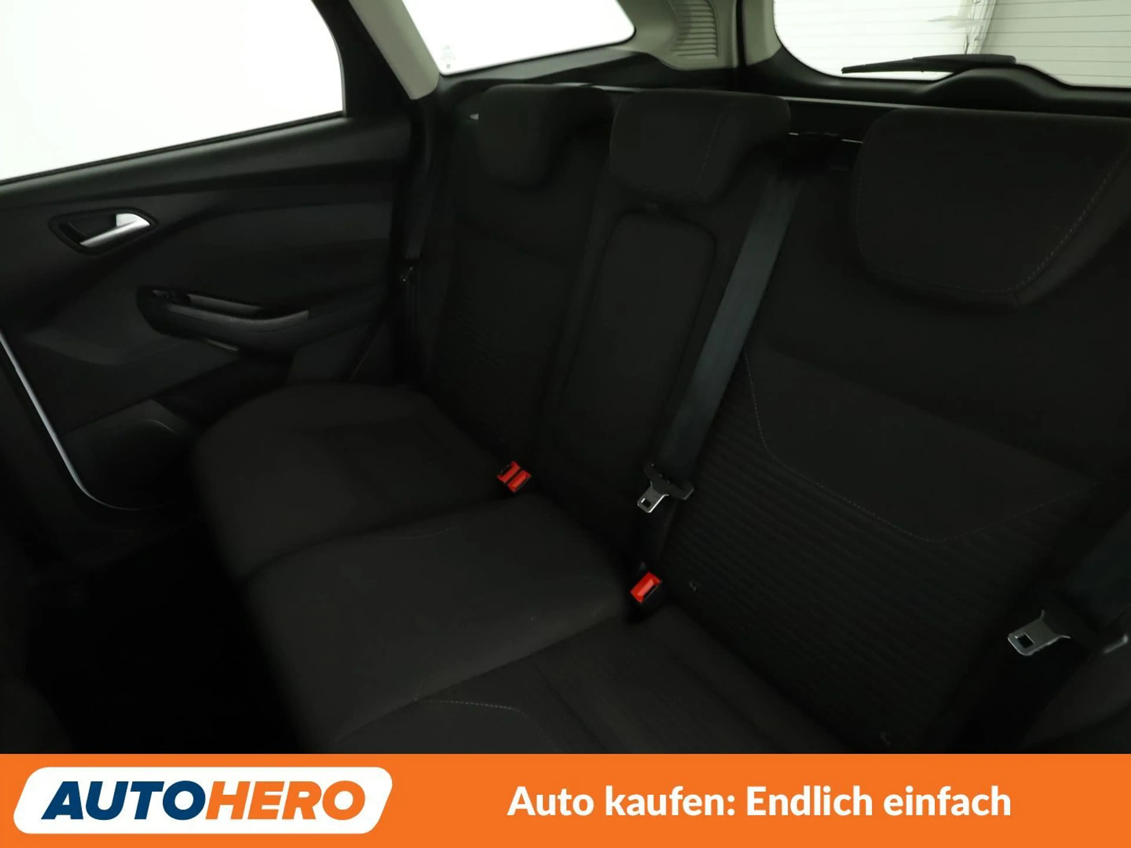 Ford Focus 1.0 EcoBoost Titanium Aut.*TEMPO*PDC*SHZ*KLIMA* — photo 14