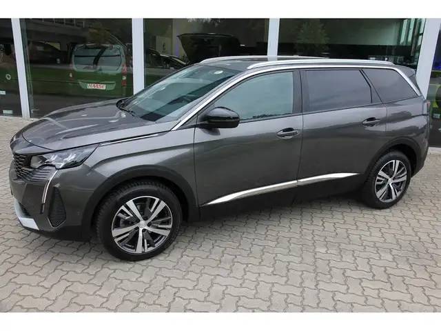 Peugeot 5008 Allure Pack PT 130 EAT8 Navi Carplay RFK