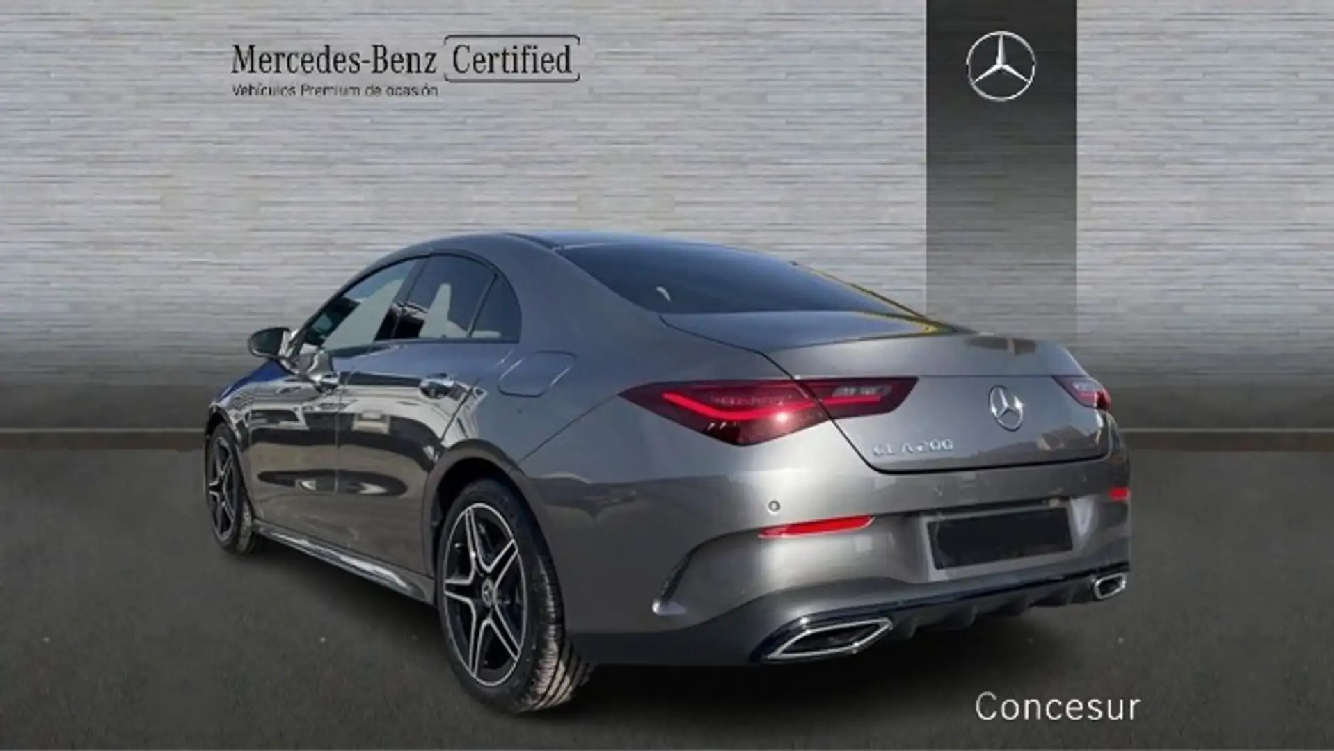 Mercedes-Benz CLA 200 Gris - 2