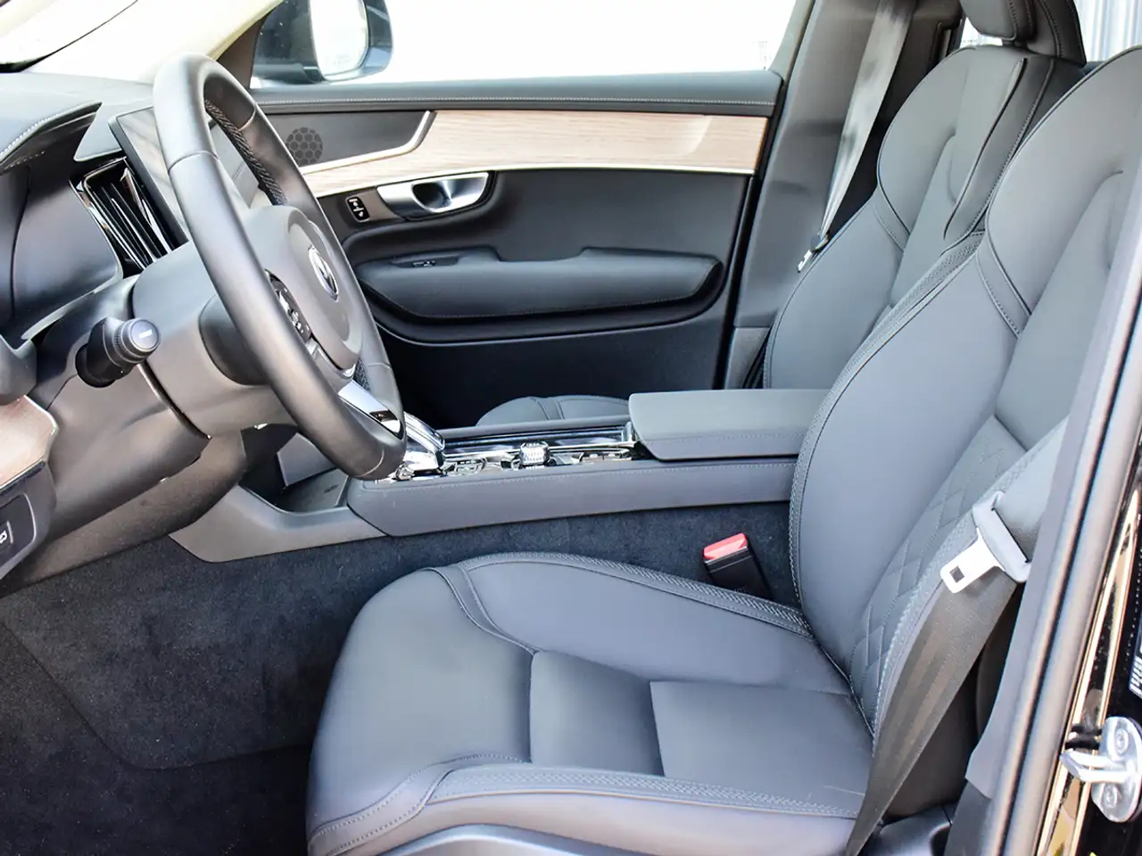 Volvo XC90 снимка Volvo XC90