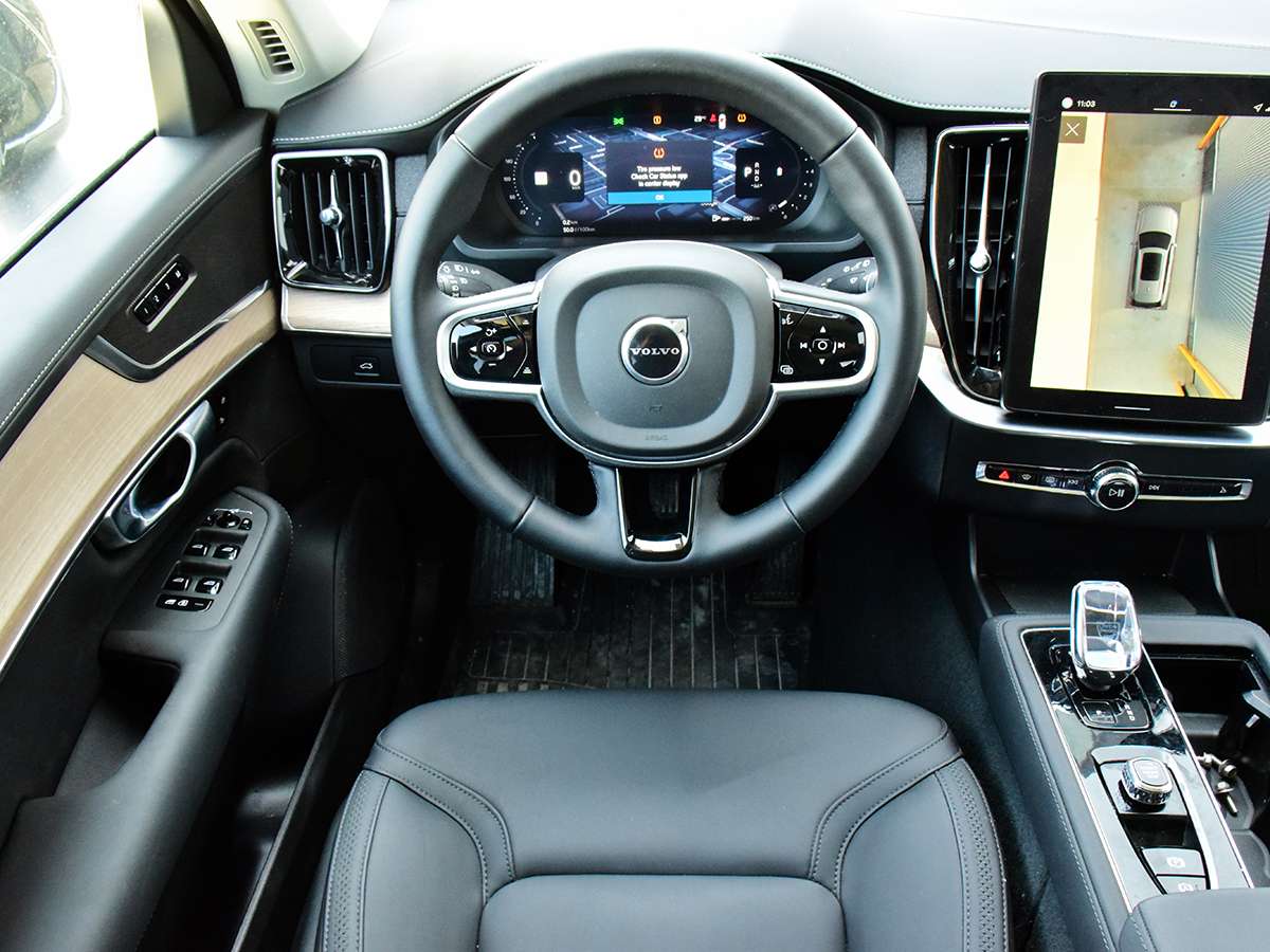 2026 Volvo XC90 B6 AWD Plus Bright Theme 7-Seater thumb 18