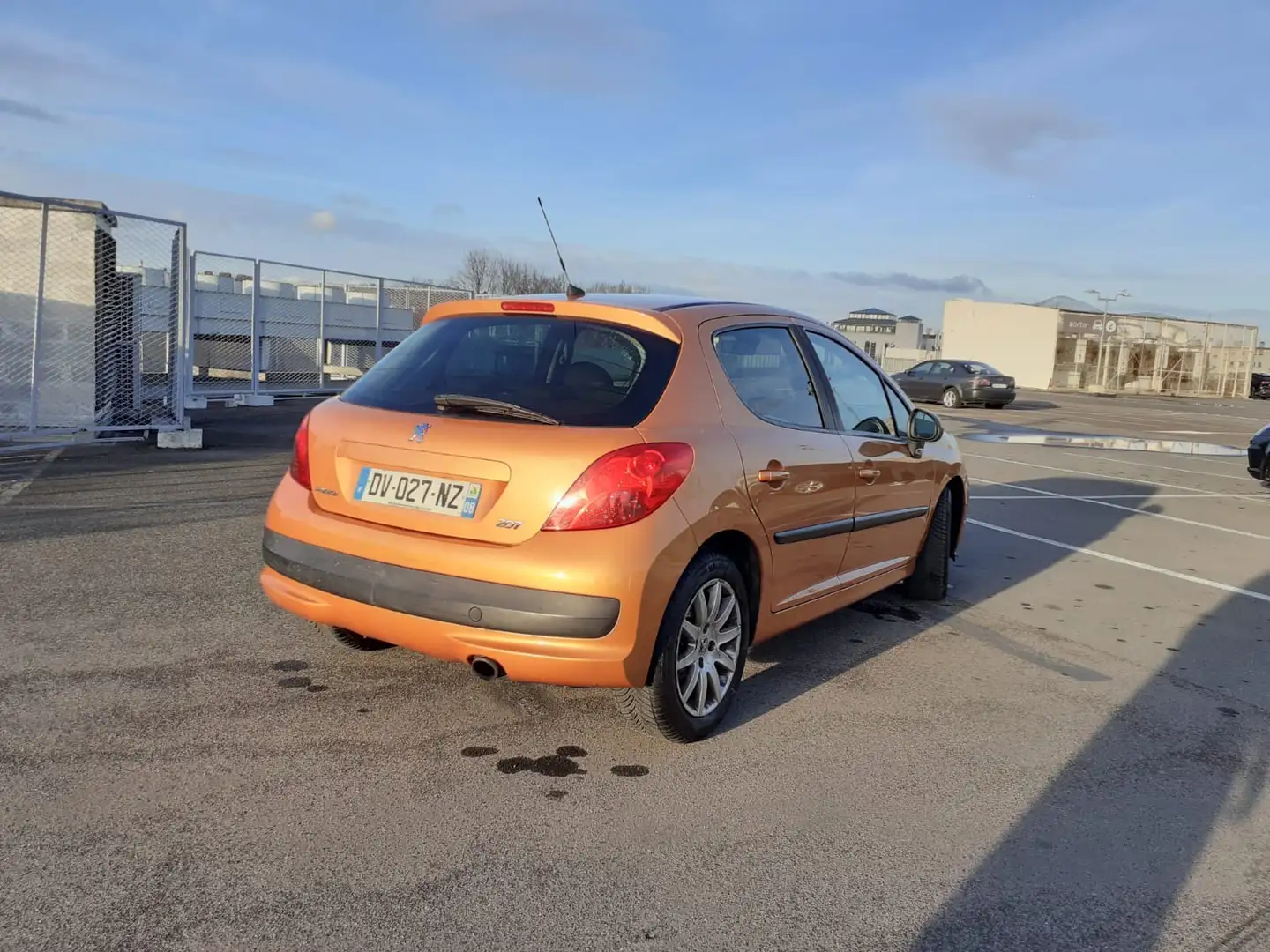 Peugeot 207 Peugeot 207 1.6l HDI 110 cv Controle Technique Ok - 2