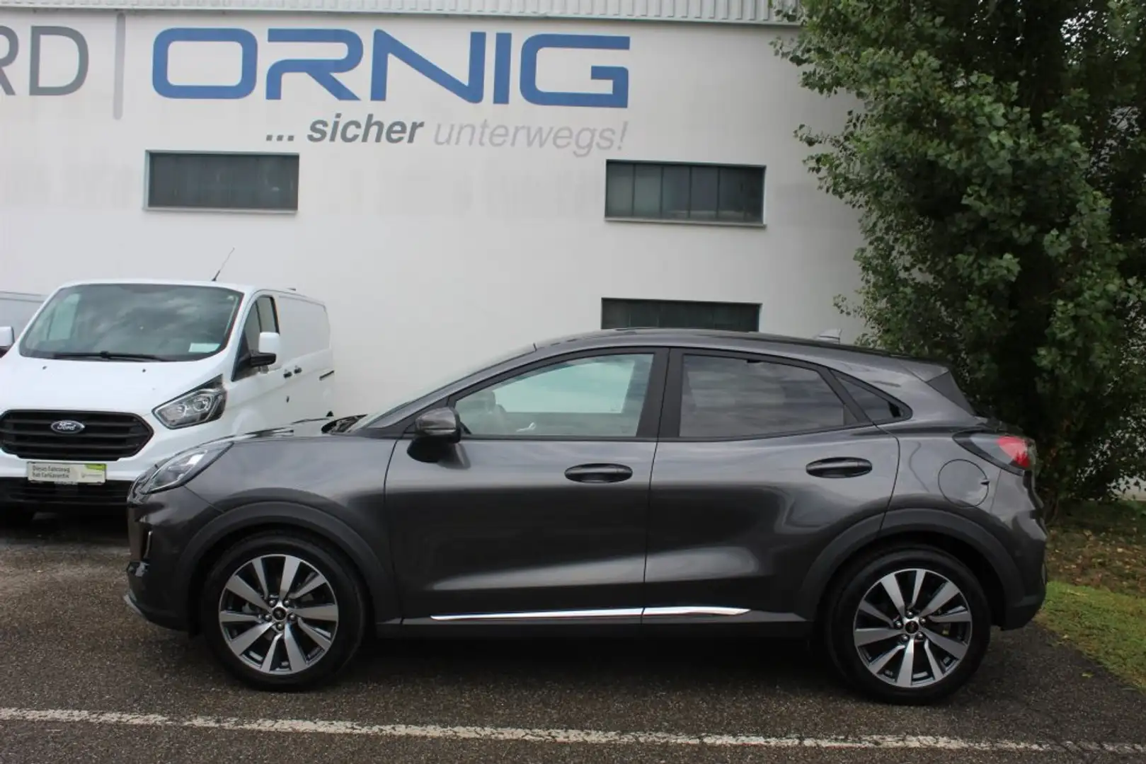 Ford Puma Titanium X 1.0EcoBoost Hybrid 125PS M6 Grau - 2