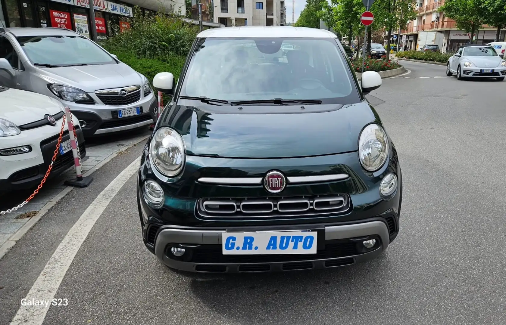 Fiat 500L 1.3 Multijet 95 CV Cross Groen - 1