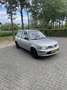 Nissan Micra 1.0 GL Gris - thumbnail 2