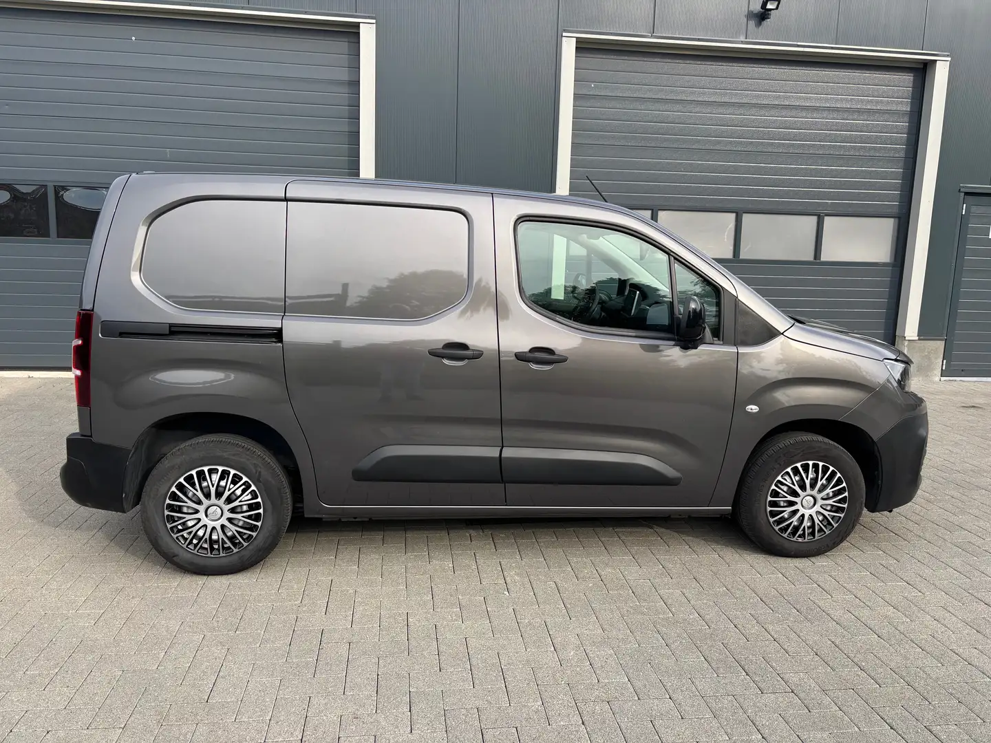 Peugeot Partner Partner 1.5 BlueHDi 16000 exl btw  8200 km ! Gris - 1
