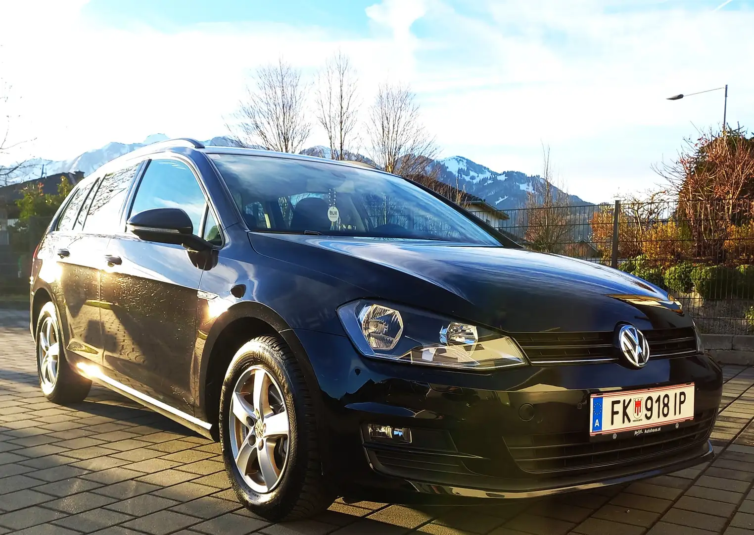 Volkswagen Golf Variant Golf Variant Lounge BMT 1,6 TDI Lounge Schwarz - 2