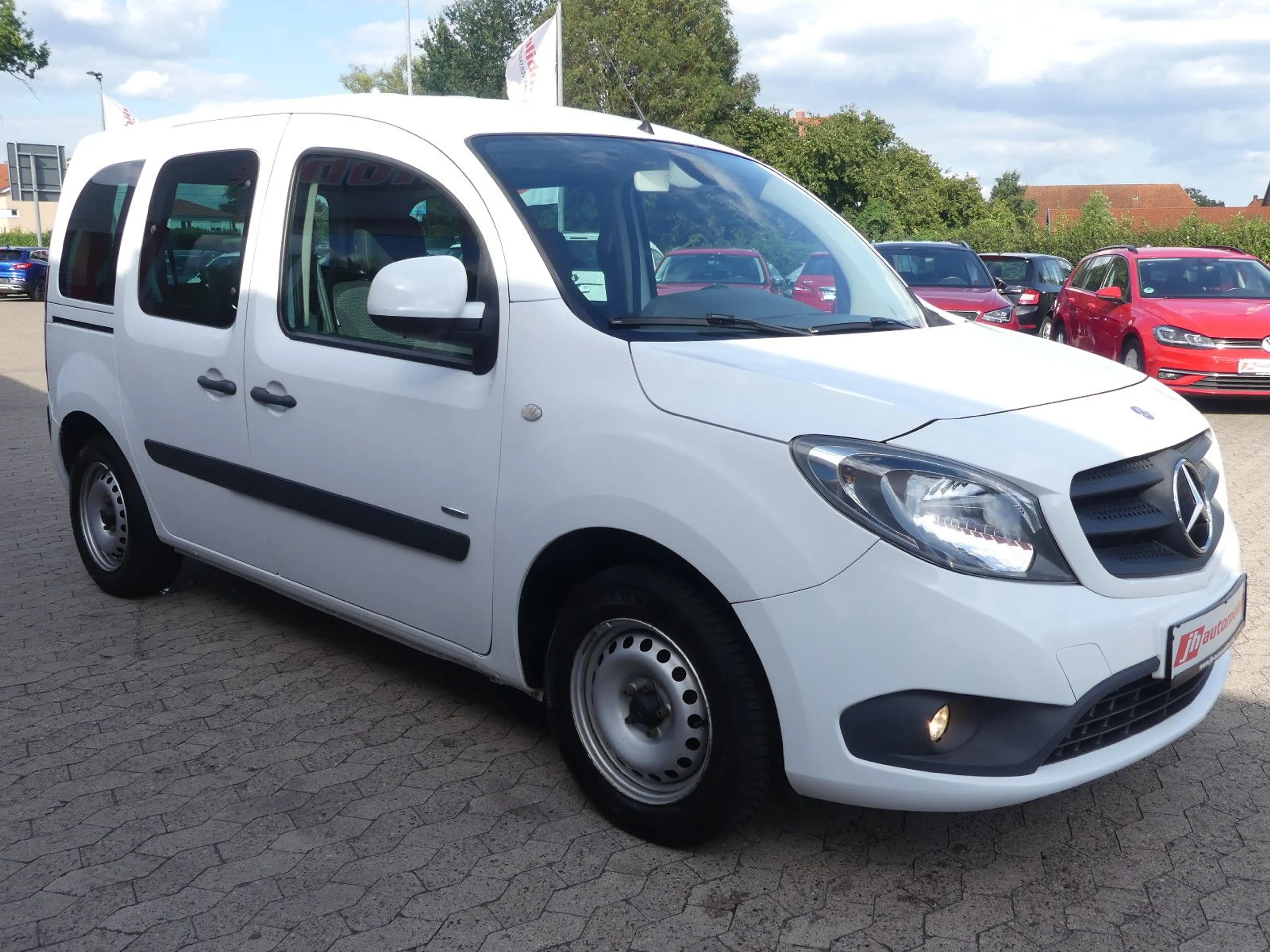 Mercedes-Benz Citan Kombi 109 CDI lang 5 Sitze*SHZ*Klima — photo 8