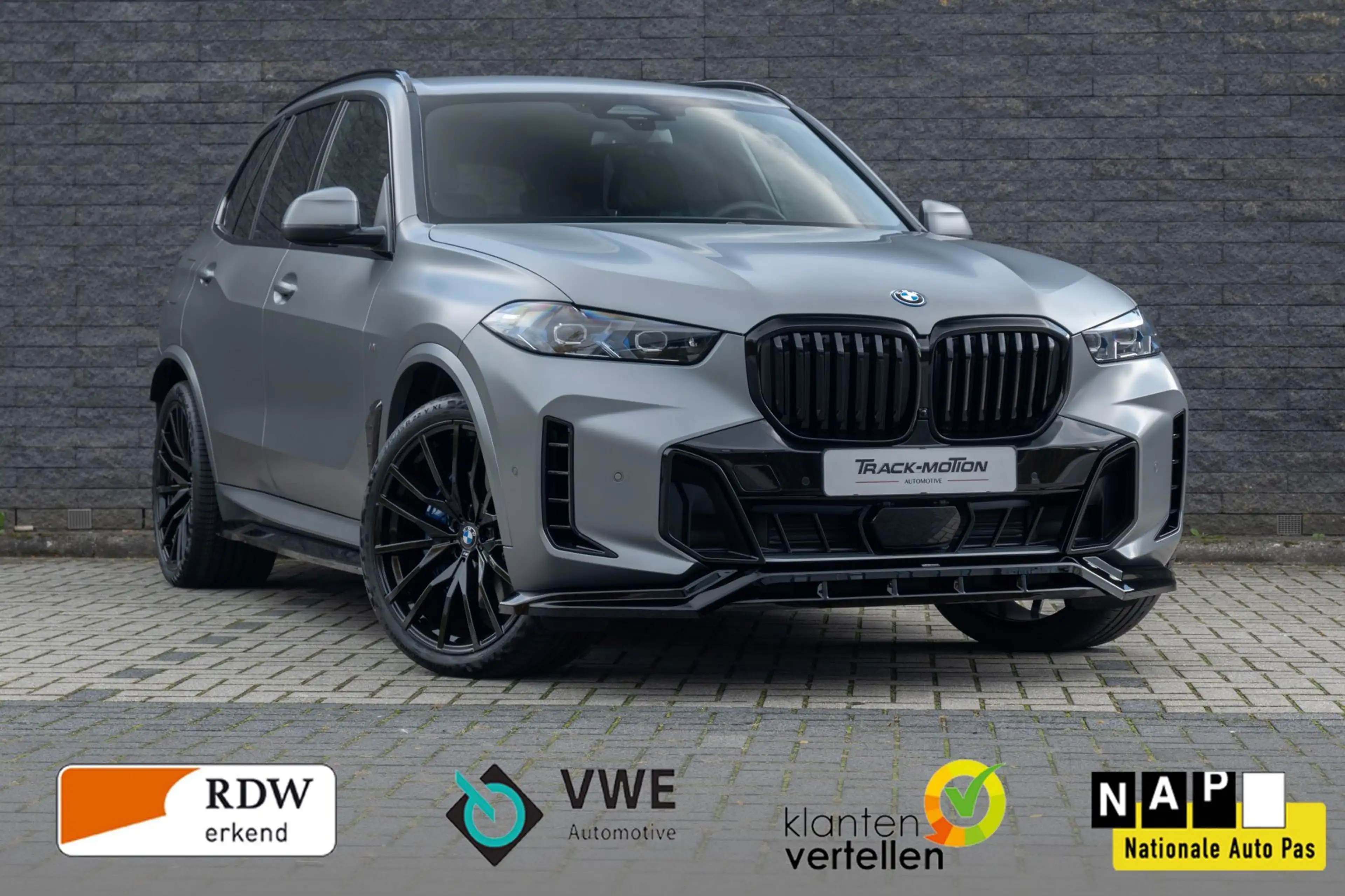 BMW X5 XDrive50e Frozen Pure Grey