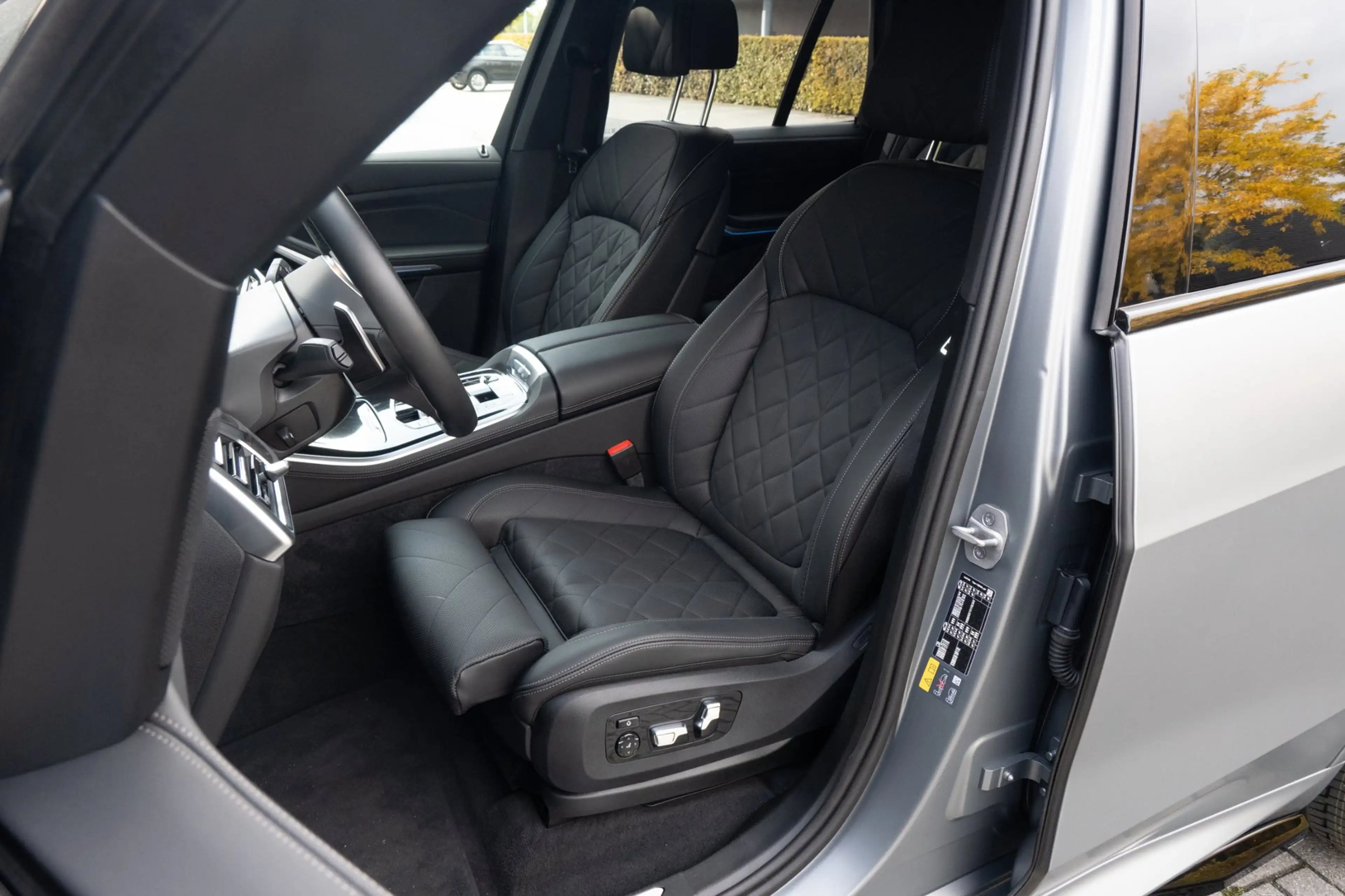 BMW X5 XDrive50e Frozen Pure Grey — photo 20