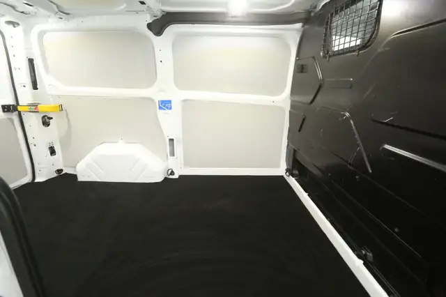 Ford Transit Custom view 24