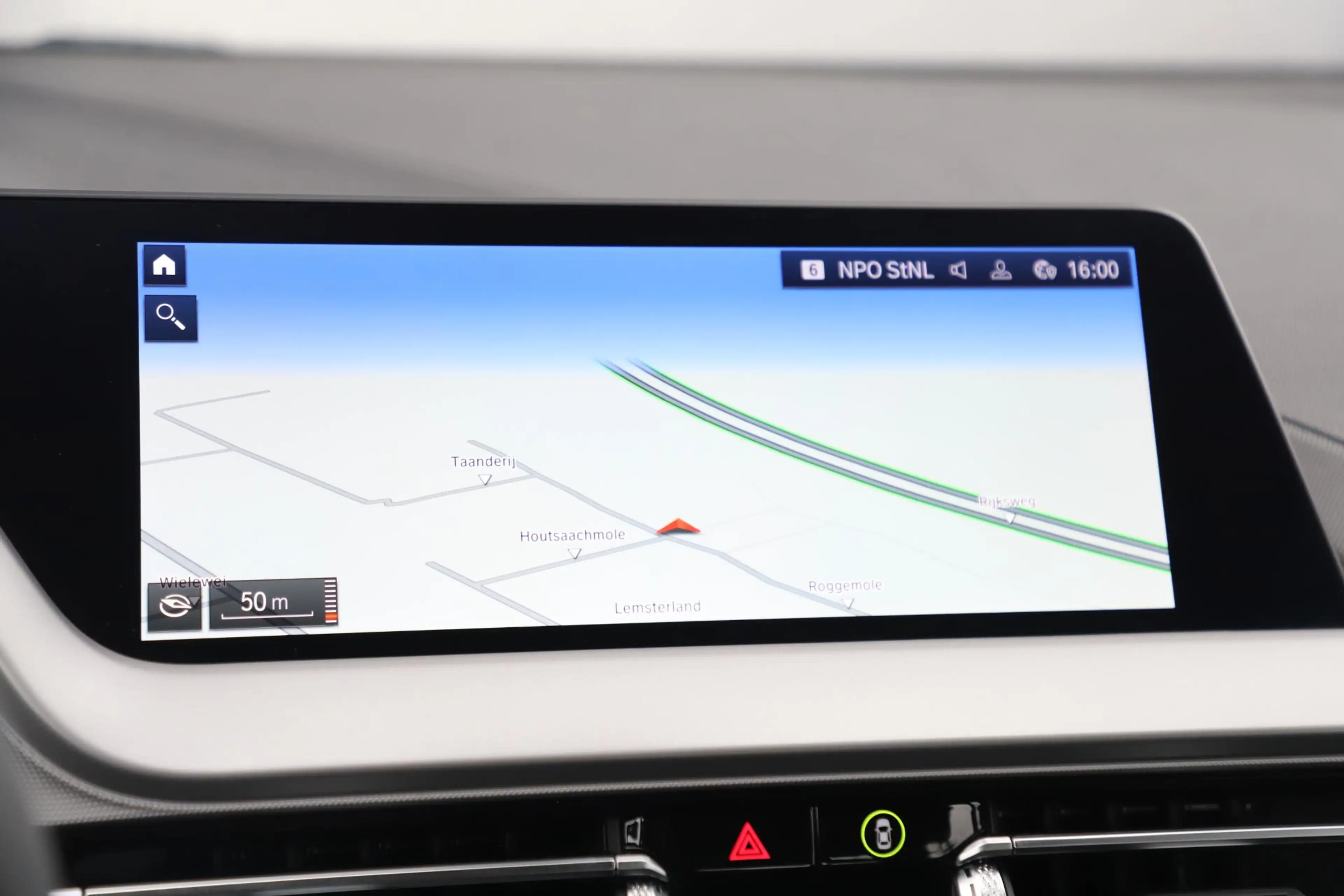BMW 116 1-serie 116i Lesauto ! Sportstoelen Navigatie LED — photo 15