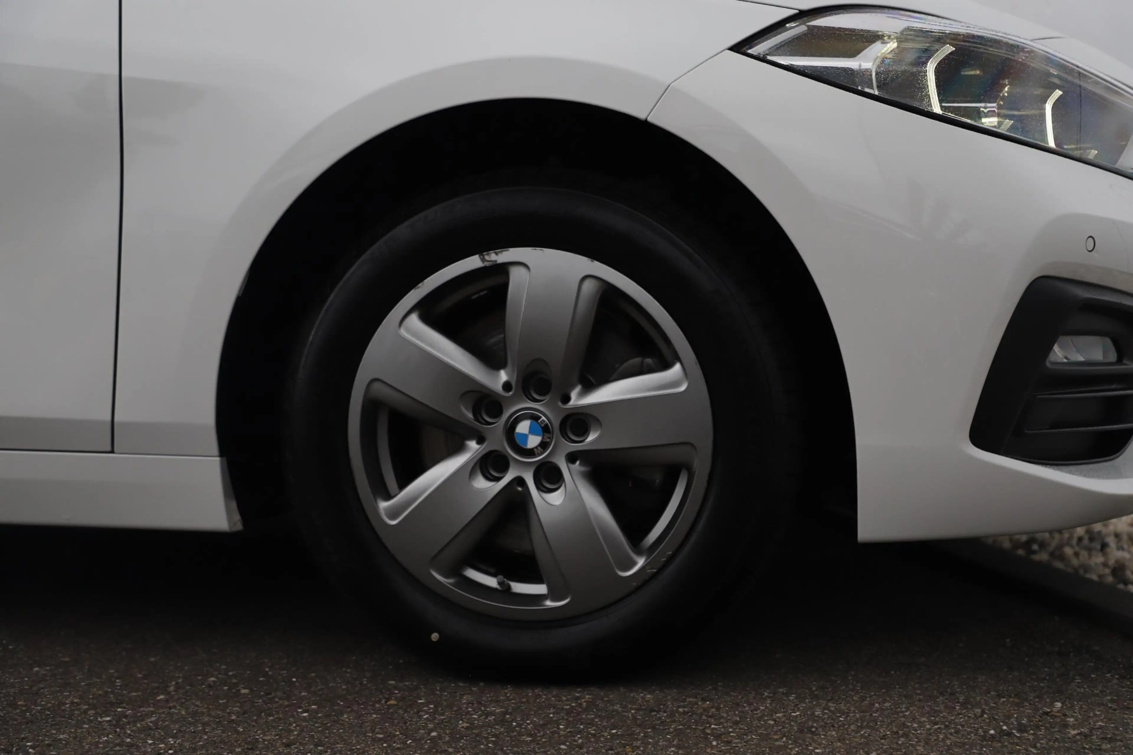 BMW 116 1-serie 116i Lesauto ! Sportstoelen Navigatie LED — photo 5