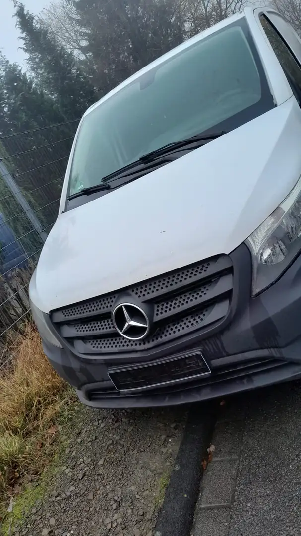 Mercedes-Benz V 220 - 2