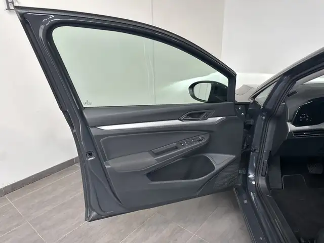 Volkswagen Golf view 7