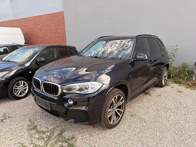BMW X5 xDrive30d F15 Österreich-Paket Aut. // M-PAKET //