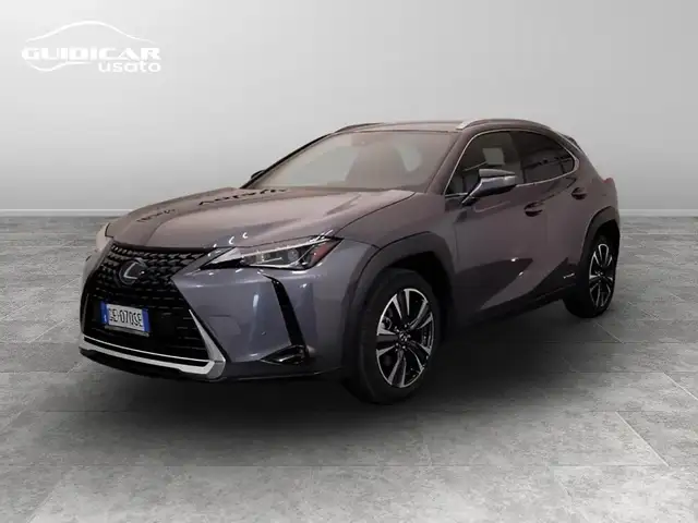 Lexus UX 250h Premium 2wd cvt my20
