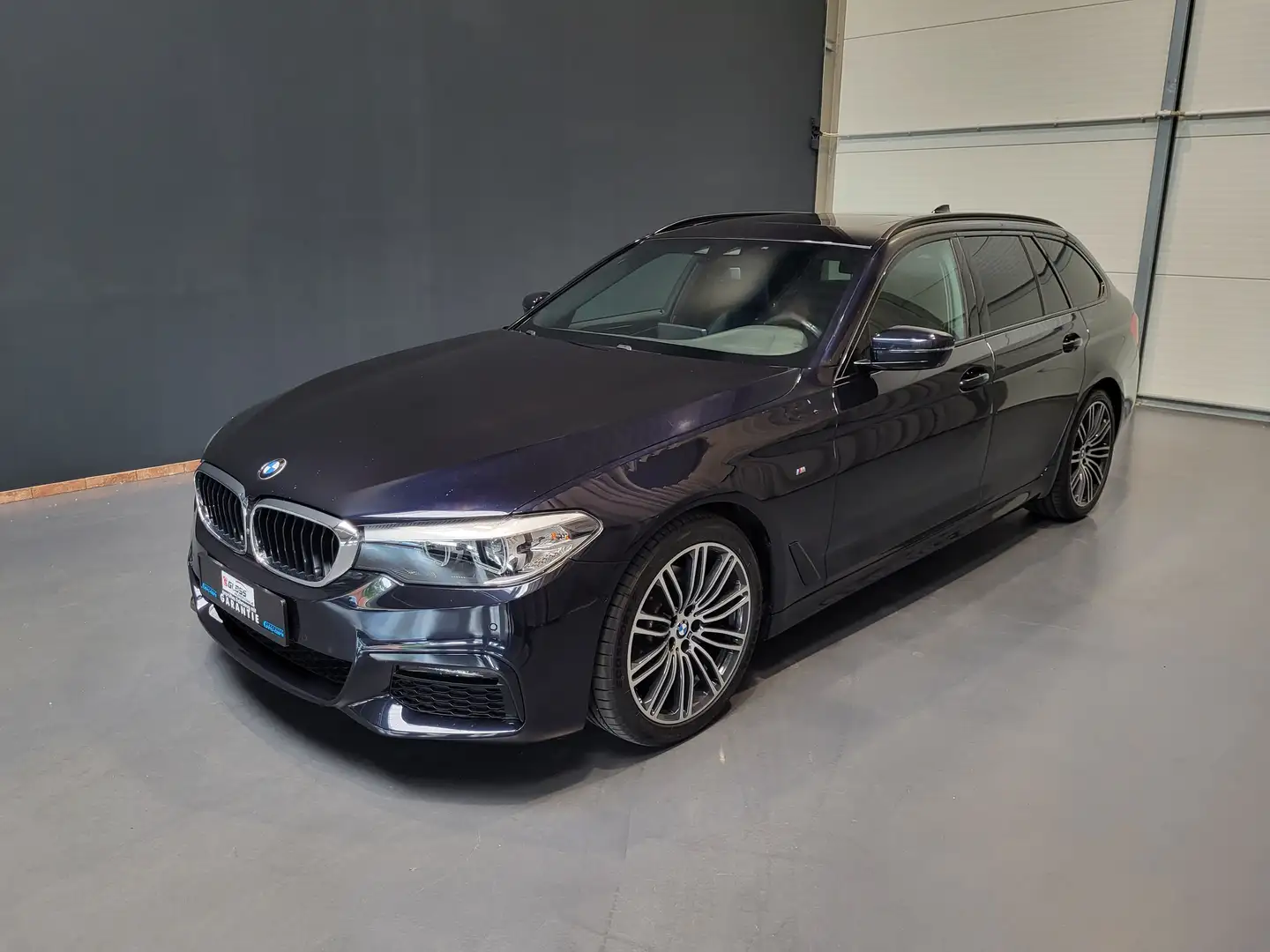 BMW 520 d M Sport *TOP Ausstattung* Nero - 1