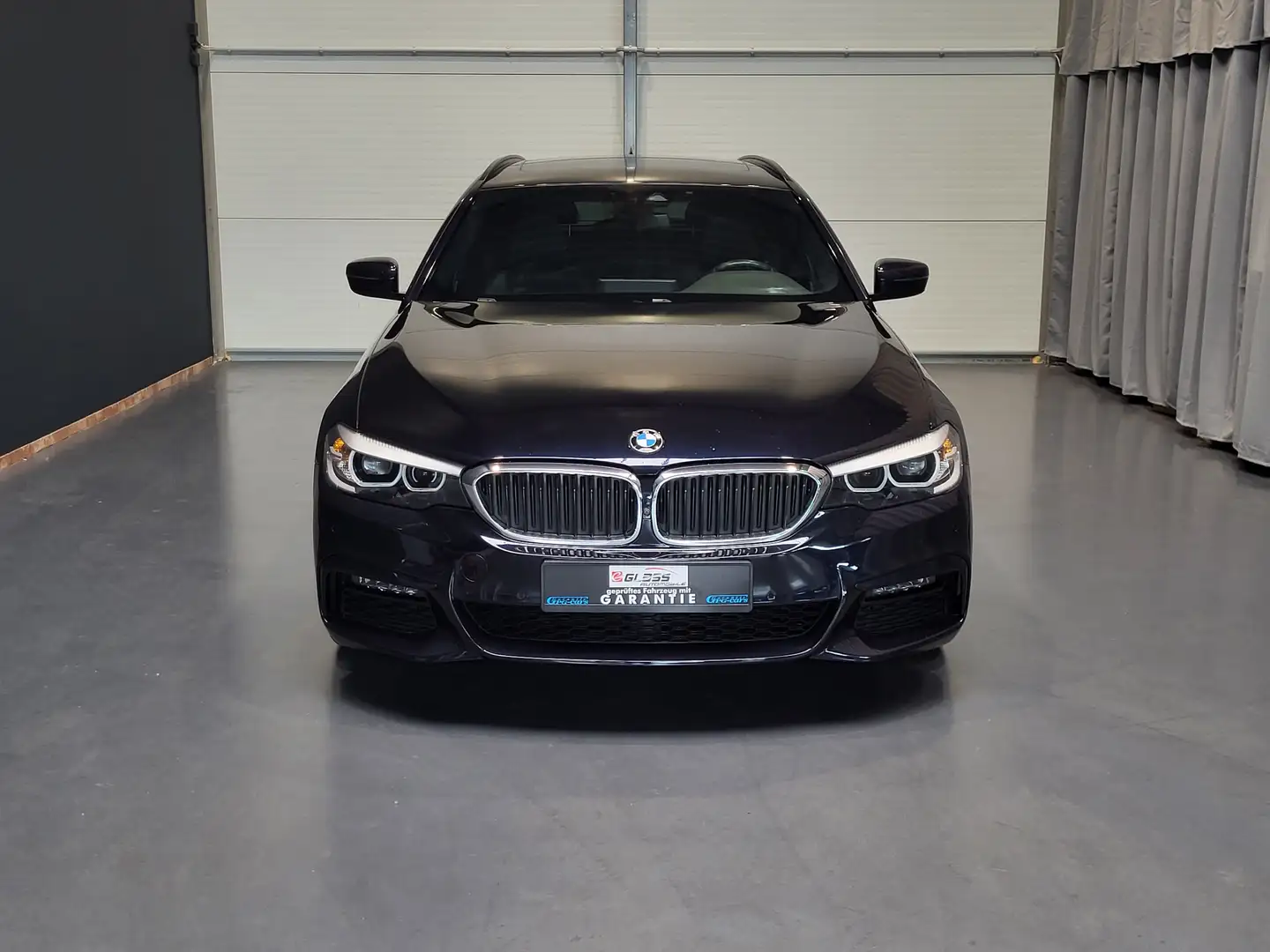 BMW 520 d M Sport *TOP Ausstattung* Nero - 2