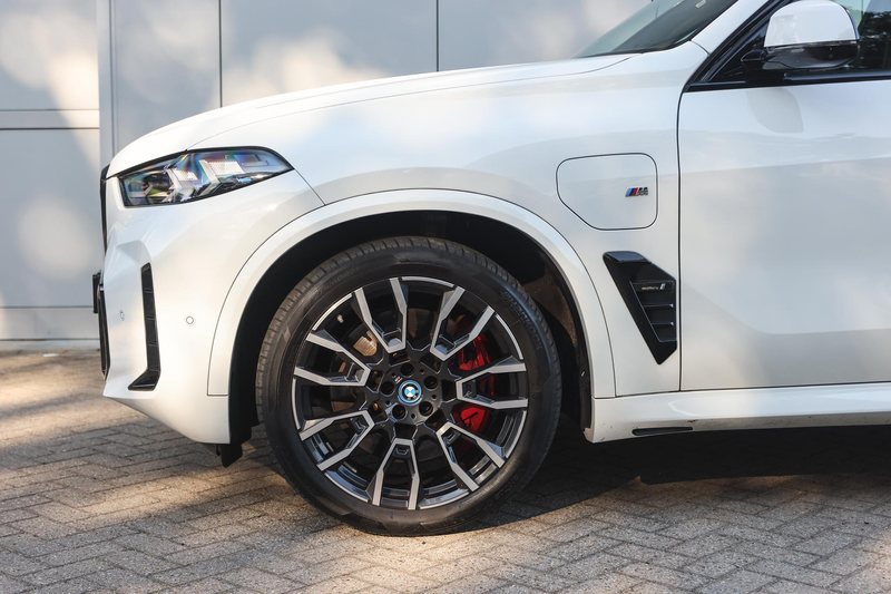 BMW X5 xDrive50e M Sport Automaat / Panoramadak / Trekhaa — photo 5