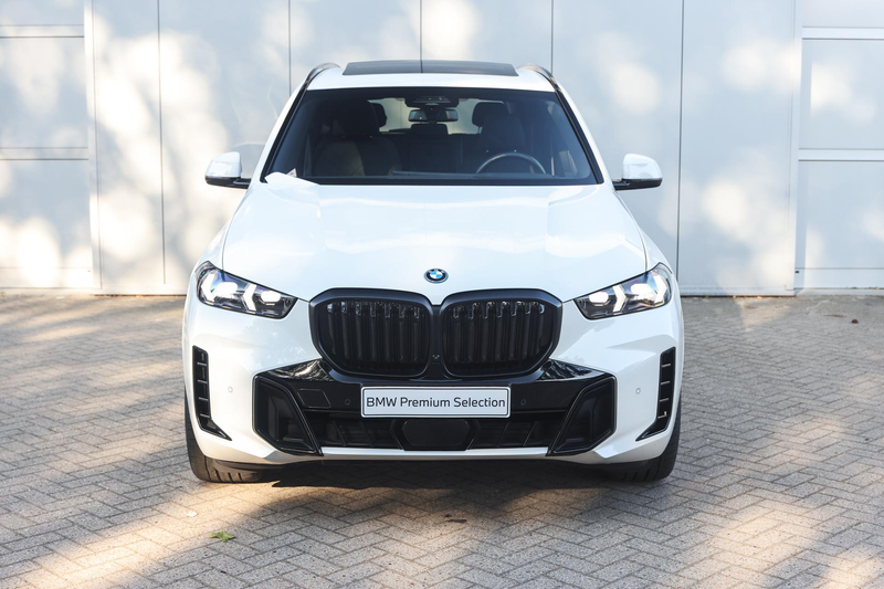 BMW X5 xDrive50e M Sport Automaat / Panoramadak / Trekhaa — photo 6