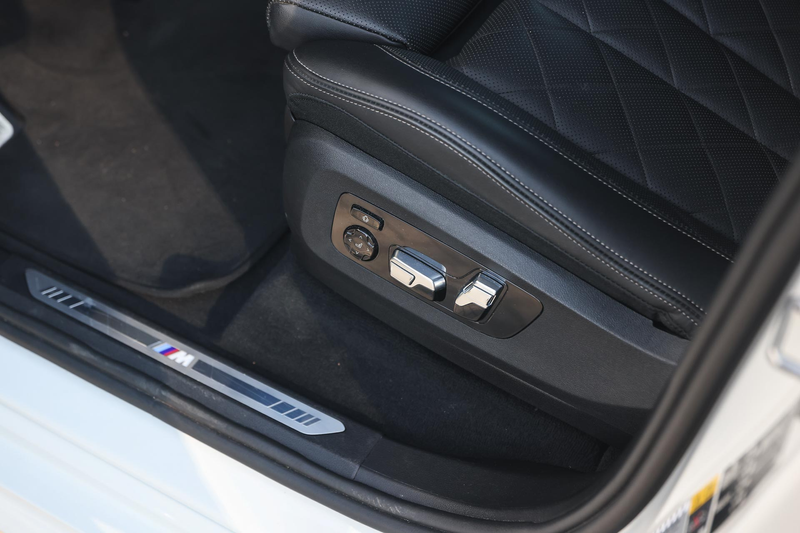 BMW X5 xDrive50e M Sport Automaat / Panoramadak / Trekhaa — photo 15