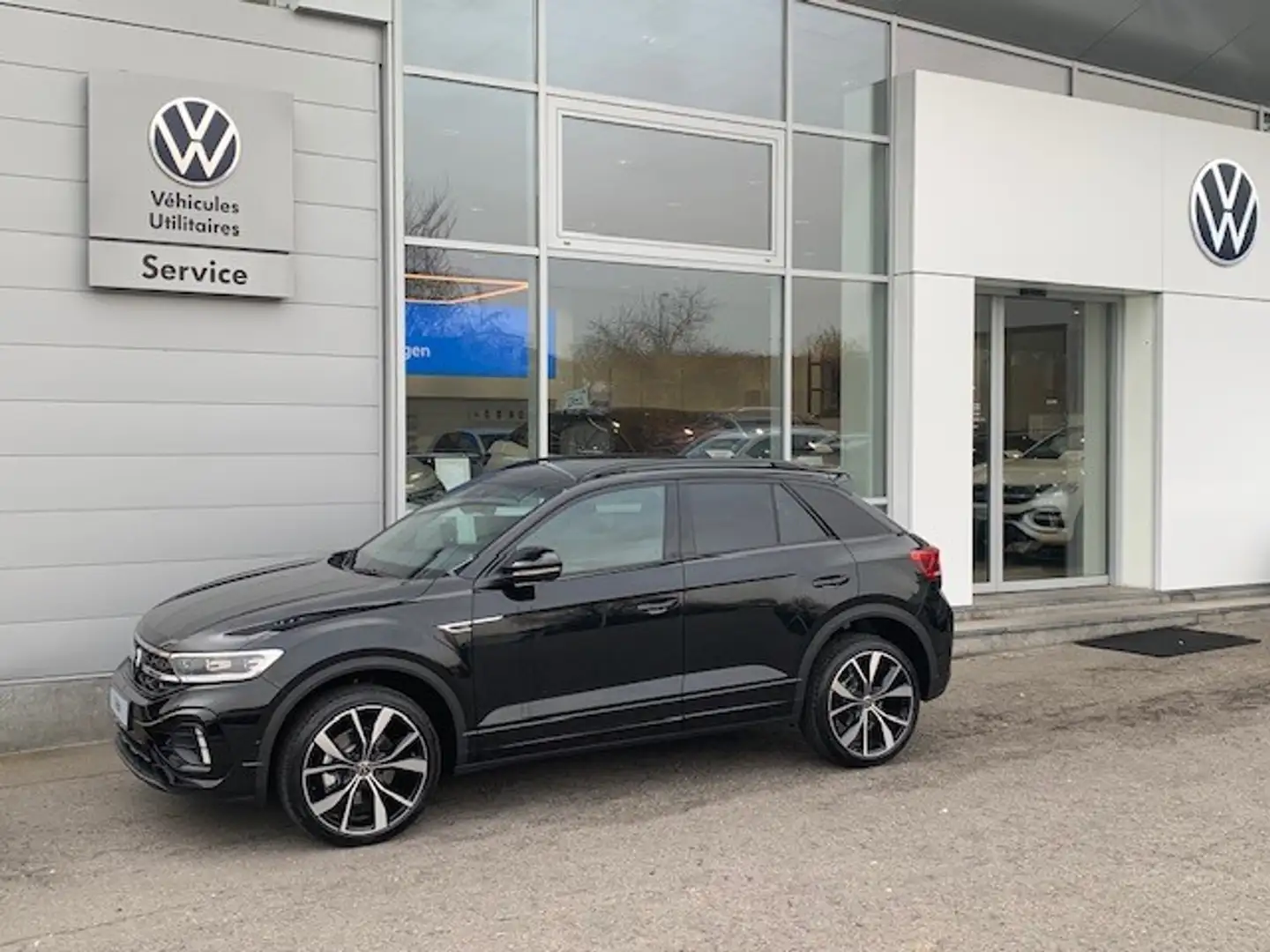 Volkswagen T-Roc R-LINE 1.5TSI 150CV DSG7 Noir - 1
