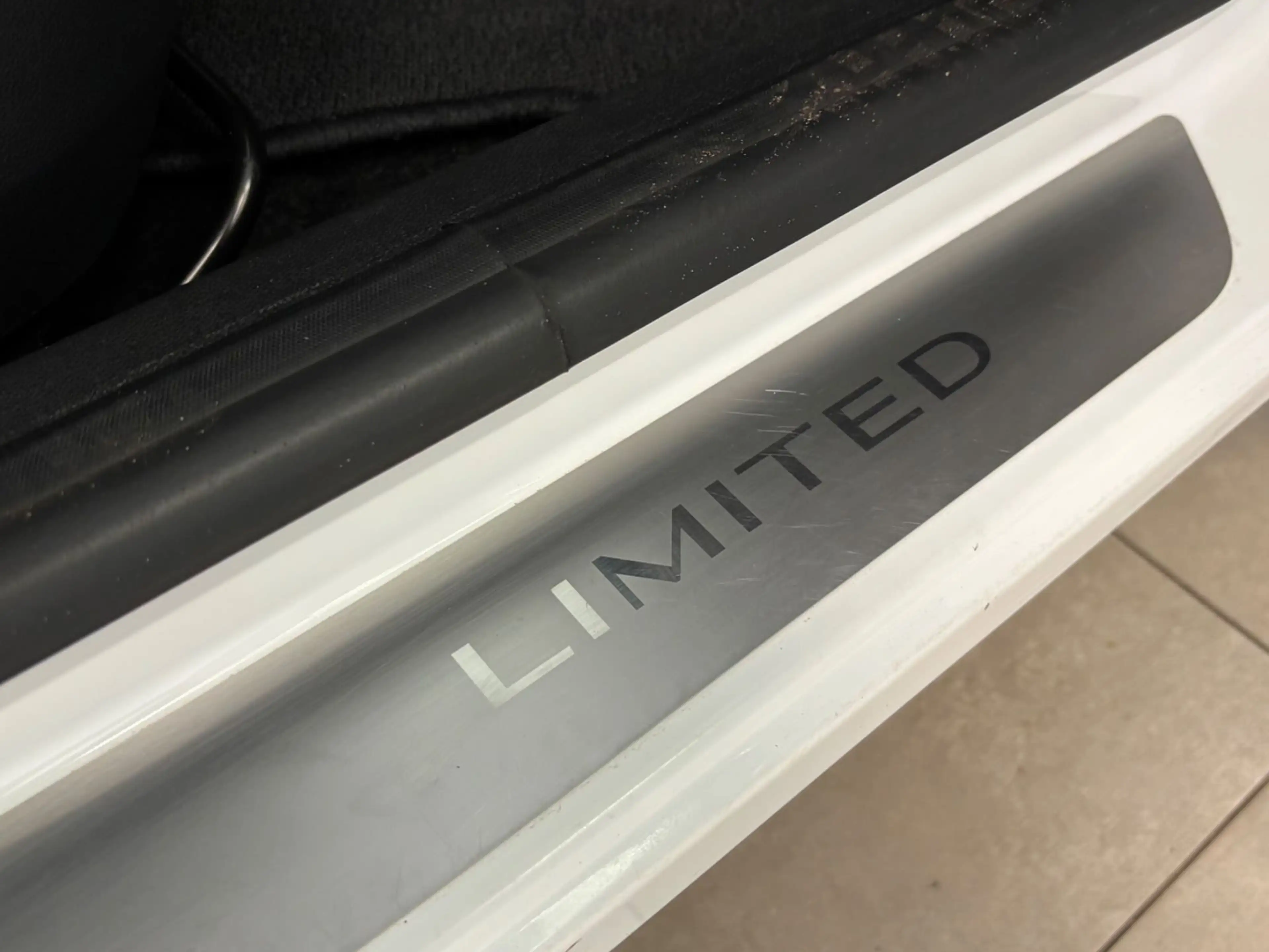 Renault Captur Limited — photo 13