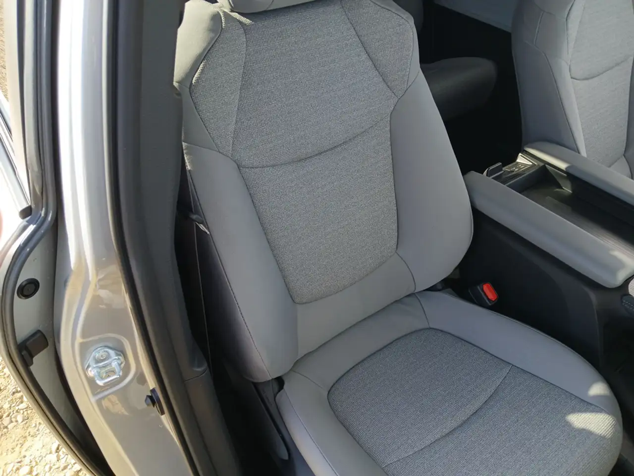 Toyota Sienna снимка Toyota Sienna
