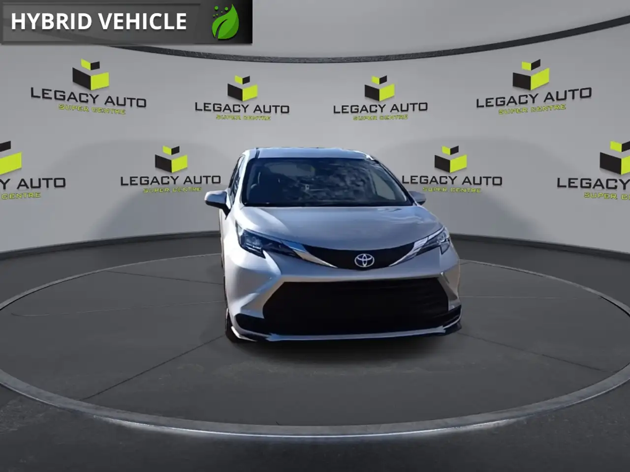 Toyota Sienna снимка Toyota Sienna