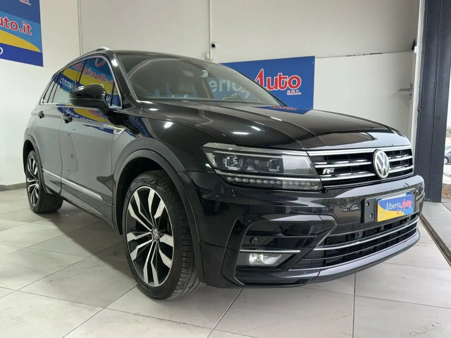 Volkswagen Tiguan 2.0 BiTDI R-LINE DSG 4MOTION Advanced R-Line BMT Nero - 2
