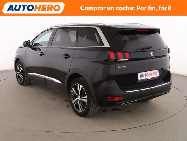 Peugeot 5008 view 4