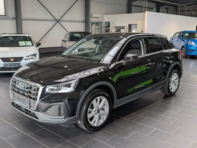Audi Q2 35 TFSI S tronic Navi 1. Hand